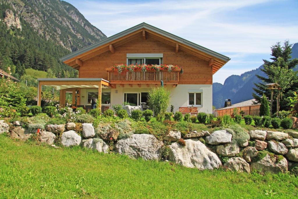 ブラントHaus Fluaアパートメント エクステリア 写真
