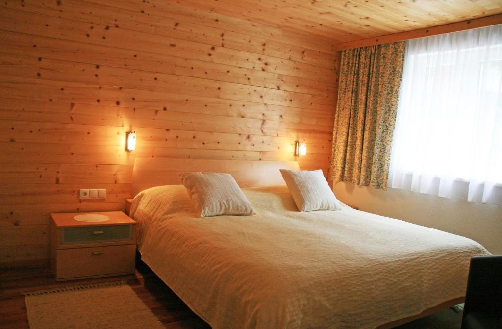 ブラントHaus Fluaアパートメント 部屋 写真